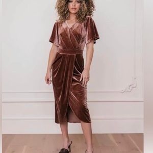 NWT JessaKae Northward Velvet Velour Wrap dress size Medium